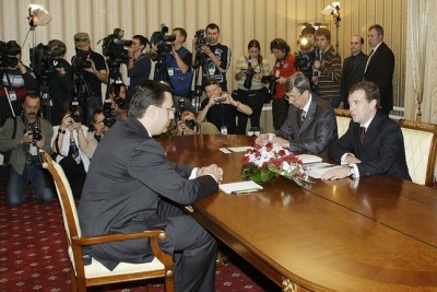 dmitry_medvedev_in_chisinau_400