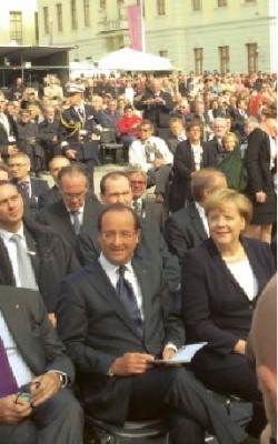 ludwi_hollande__merkel_closest_agg_400